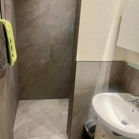 Alpenapart Gruener Längenfeld